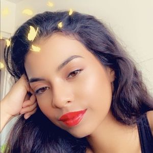 Meet your Posher, Paulina